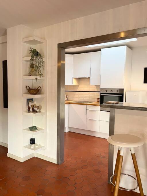 Appartement A Pied Du Centre Avec Place De Parking Arles Exteriér fotografie
